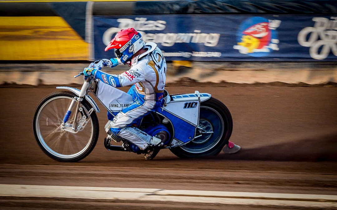 Jævnbyrdig semifinale på Moldow Speedway Arena